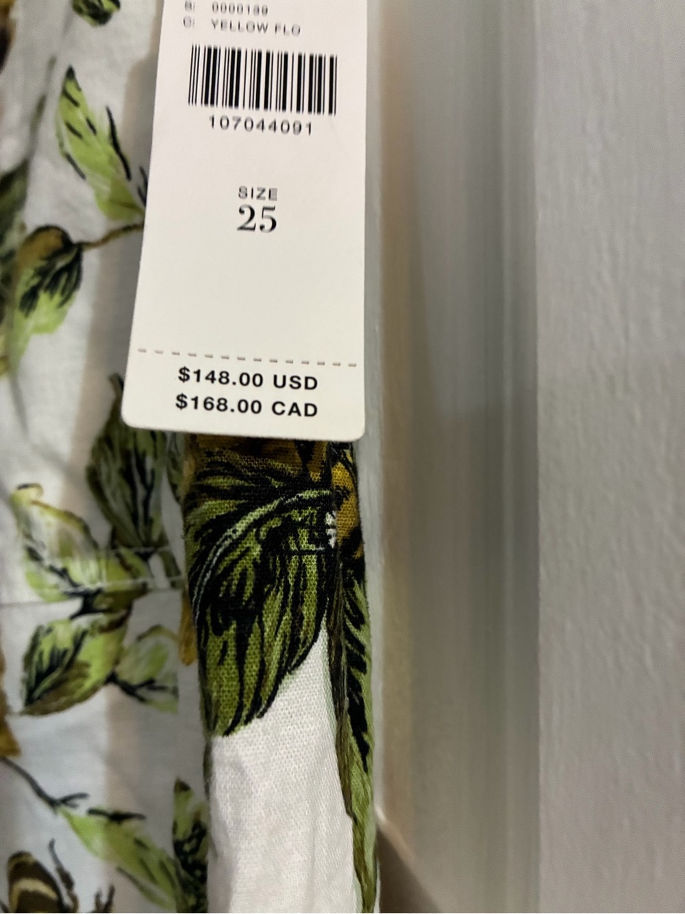 Anthropologie White Wide-Leg Floral Pants Paired with Universal Threads Jacket - Picture 3 of 8